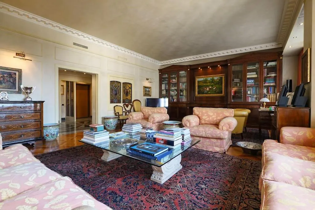 Centro Extra Luxury Appartment With Terrace Milan Apartment