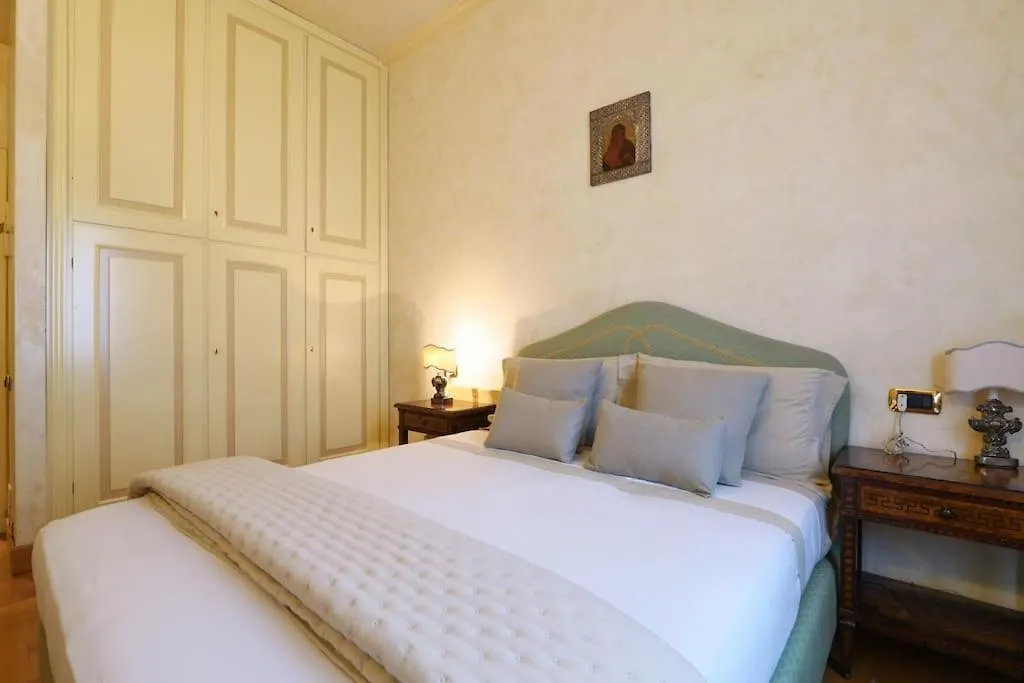 Apartment Centro Extra Luxury Appartment With Terrace Milan Italy