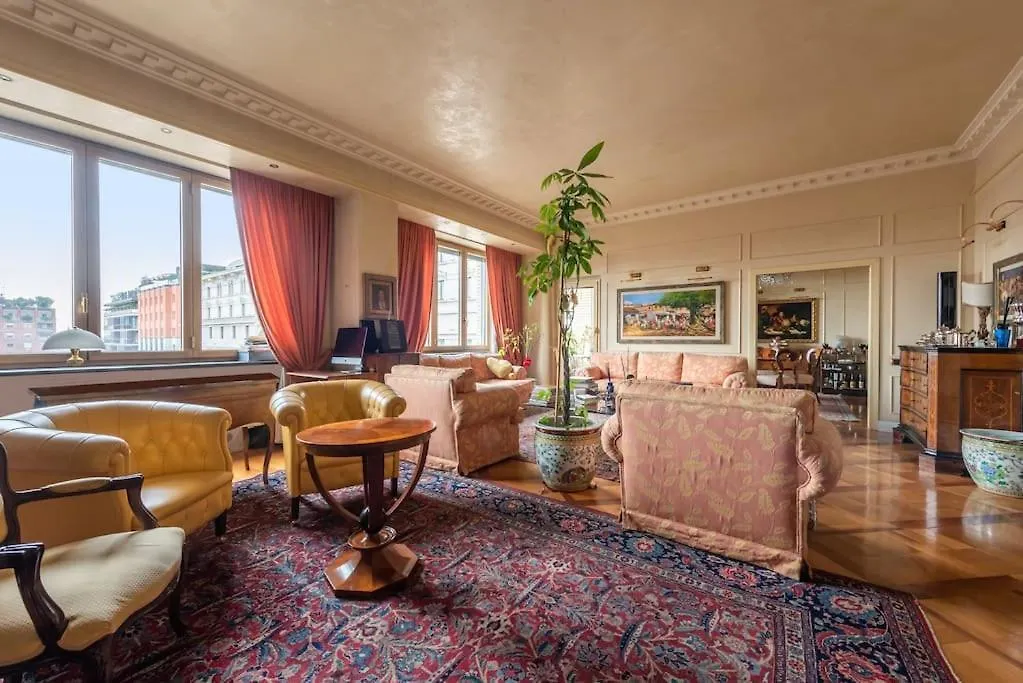 Apartment Centro Extra Luxury Appartment With Terrace Milan